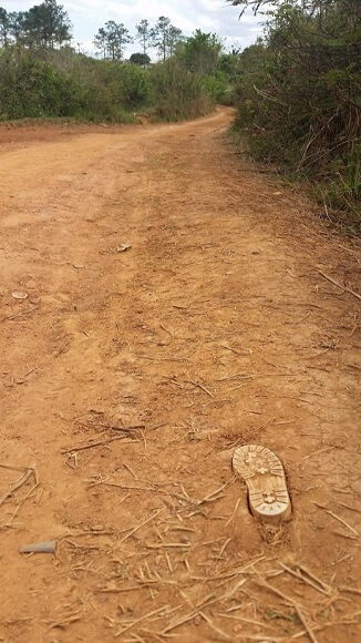 Shoe print dirt road Vinales