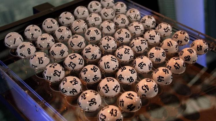 Perbedaan Dan Mekanisme Kemenangan Togel Darat & Togel Online